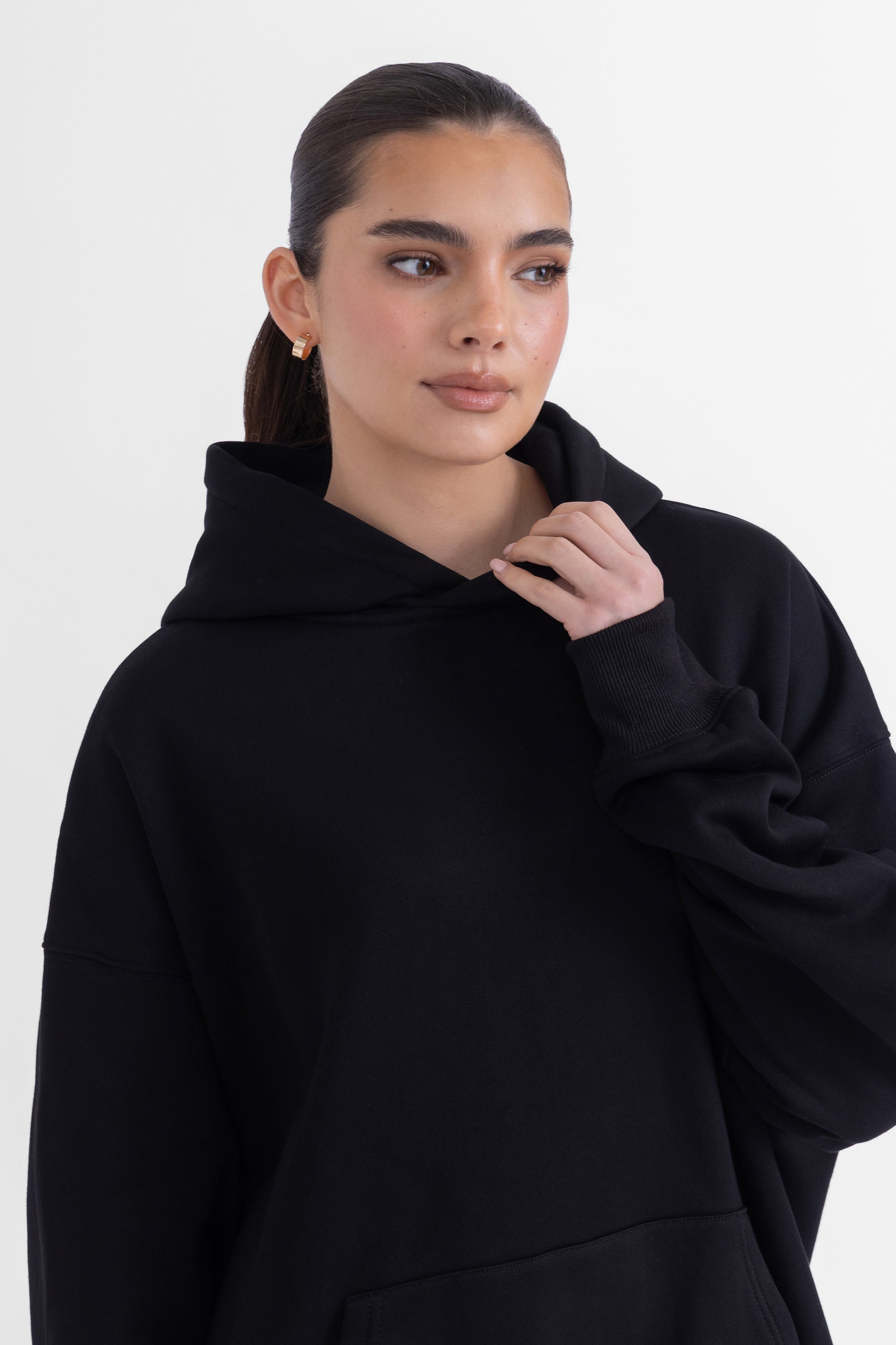 The Oversized Hoodie - Black